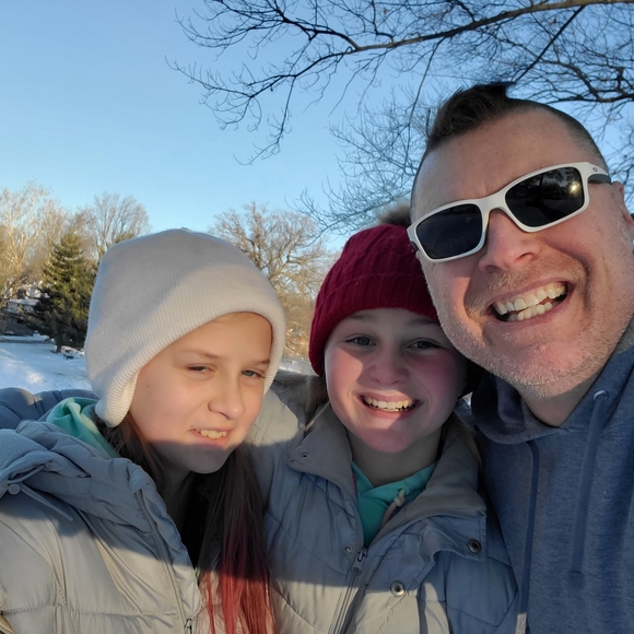 Meet your Posher, Aaron - Picture 3 of 3